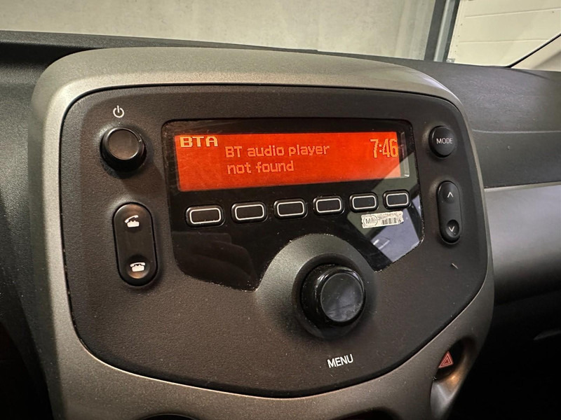 Hečbek Peugeot 108  1.0 e-VTi Envy - Recent APK - Airco - 5 deurs - Metallic: slika 6