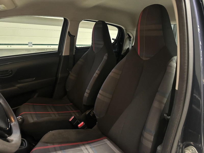 Hečbek Peugeot 108  1.0 e-VTi Envy - Recent APK - Airco - 5 deurs - Metallic: slika 15