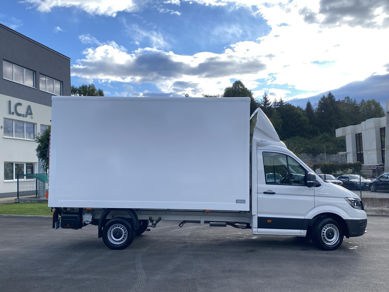 Novu Dostavno vozilo sa zatvorenim sandukom MAN TGE 3.180 RS4490 1+2, 180PS, 2.0L | ALU-BOX 4200mm + LADERAMPE: slika 24