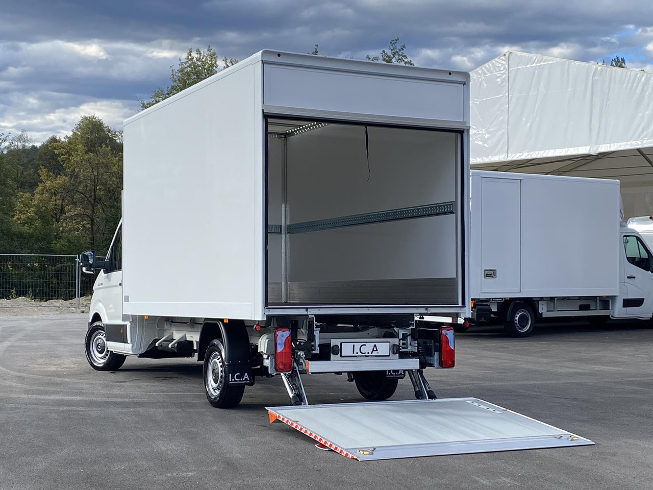 Novu Dostavno vozilo sa zatvorenim sandukom MAN TGE 3.180 RS4490 1+2, 180PS, 2.0L | ALU-BOX 4200mm + LADERAMPE: slika 11