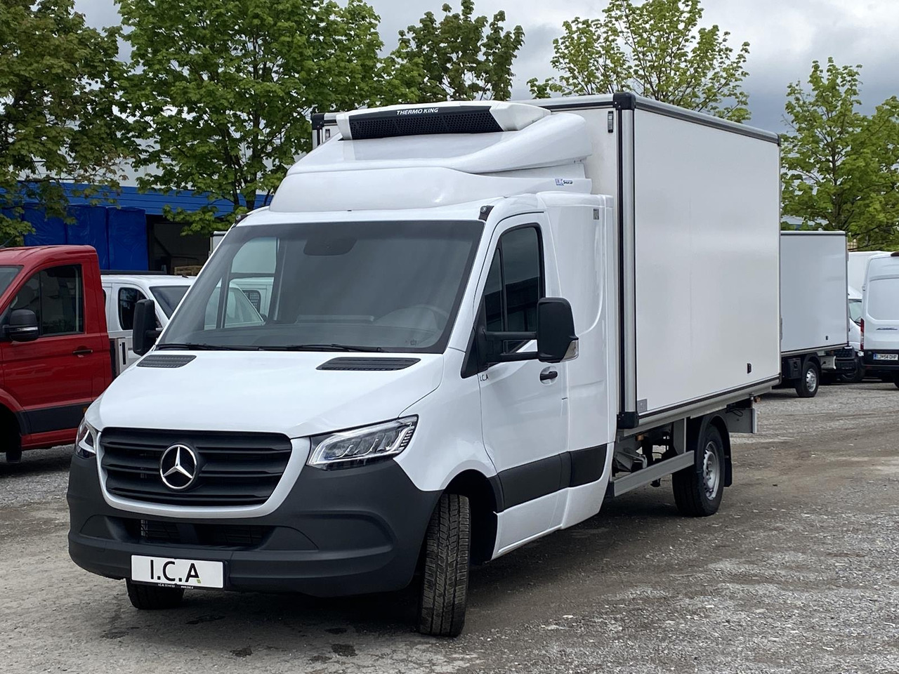 MERCEDES BENZ SPRINTER 317 CDI | DOPPELREGIME TIEFKÜHLKOFFER + BACKSLEEPER - Dostavno vozilo hladnjača: slika 5 MERCEDES BENZ SPRINTER 317 CDI | DOPPELREGIME TIEFKÜHLKOFFER + BACKSLEEPER - Dostavno vozilo hladnjača: slika 5