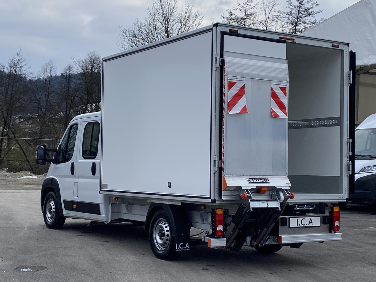OPEL MOVANO 1+6 DOKA 140PS | KÜHLKOFFER + LADERAMPE - Dostavno vozilo hladnjača: slika 1 OPEL MOVANO 1+6 DOKA 140PS | KÜHLKOFFER + LADERAMPE - Dostavno vozilo hladnjača: slika 1