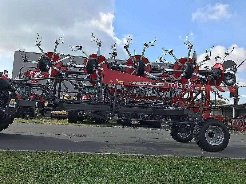Massey Ferguson MF TD 1310 X TRC / Lotus 1250 Profi - Prevrtač/ Grabuljač: slika 3 Massey Ferguson MF TD 1310 X TRC / Lotus 1250 Profi - Prevrtač/ Grabuljač: slika 3