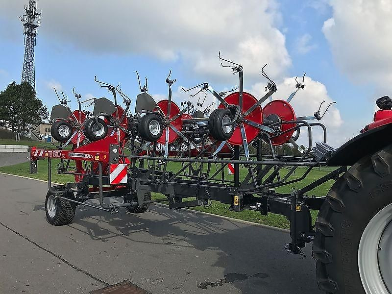 Massey Ferguson MF TD 1310 X TRC / Lotus 1250 Profi - Prevrtač/ Grabuljač: slika 4 Massey Ferguson MF TD 1310 X TRC / Lotus 1250 Profi - Prevrtač/ Grabuljač: slika 4