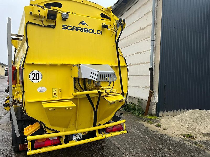 Sgariboldi Gulliver 6018 - Prikolica za mešanje stočne hrane: slika 4 Sgariboldi Gulliver 6018 - Prikolica za mešanje stočne hrane: slika 4