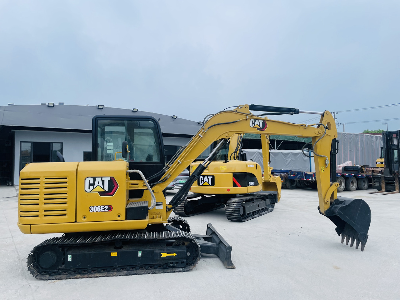 Caterpillar 306 Used Excavator CAT306E 6 Ton Komatsu PC56 Doosan DX60 Hyundai 60 Sany SY60 Kubota KX183 Crawler Excavators on Hot Sale - Bager guseničar: slika 2 Caterpillar 306 Used Excavator CAT306E 6 Ton Komatsu PC56 Doosan DX60 Hyundai 60 Sany SY60 Kubota KX183 Crawler Excavators on Hot Sale - Bager guseničar: slika 2