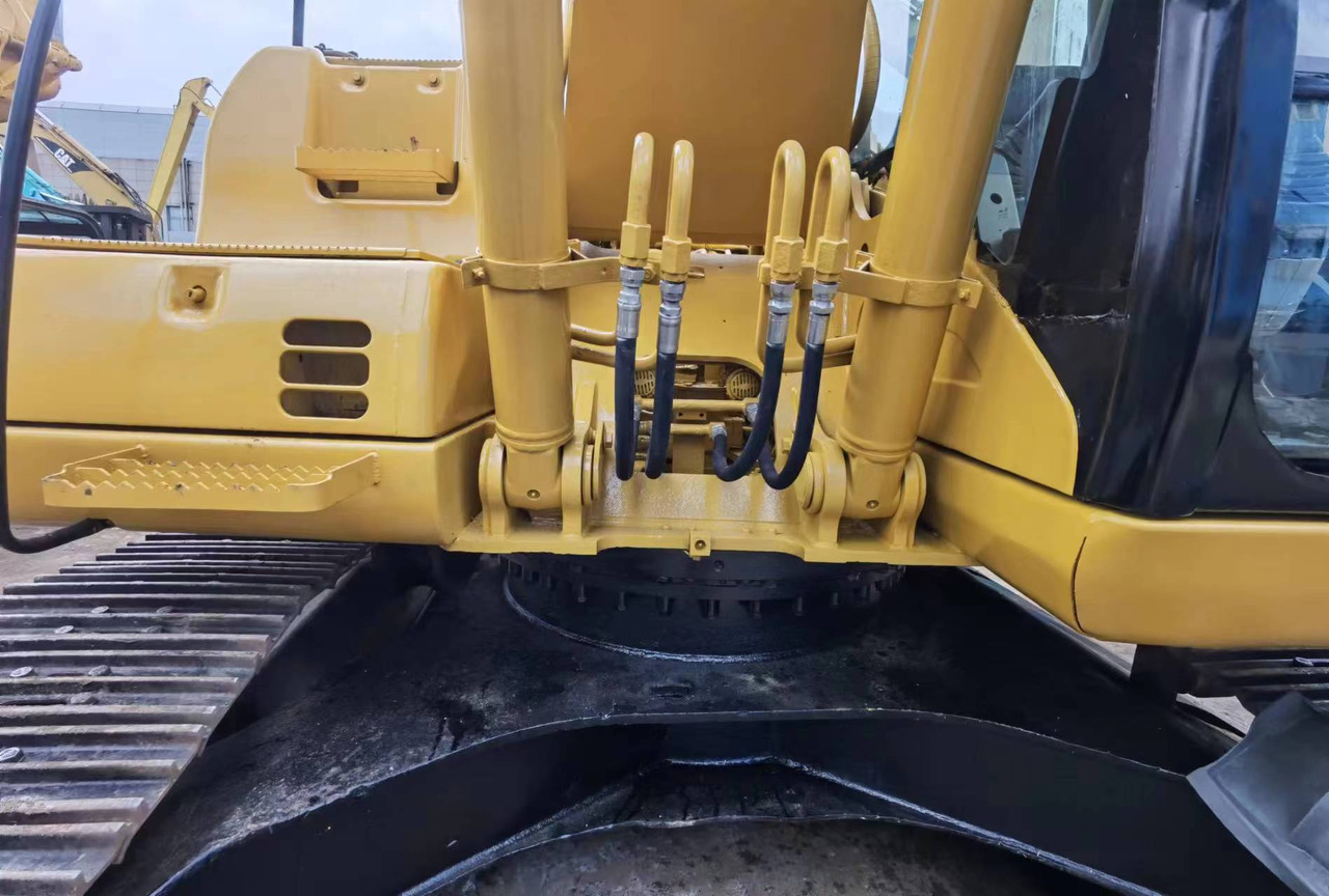 Caterpillar 320C 320CL 320BL Used Excavator CAT 320D 320D2 320GC 20 Ton Crawler Excavator - Bager guseničar: slika 5 Caterpillar 320C 320CL 320BL Used Excavator CAT 320D 320D2 320GC 20 Ton Crawler Excavator - Bager guseničar: slika 5