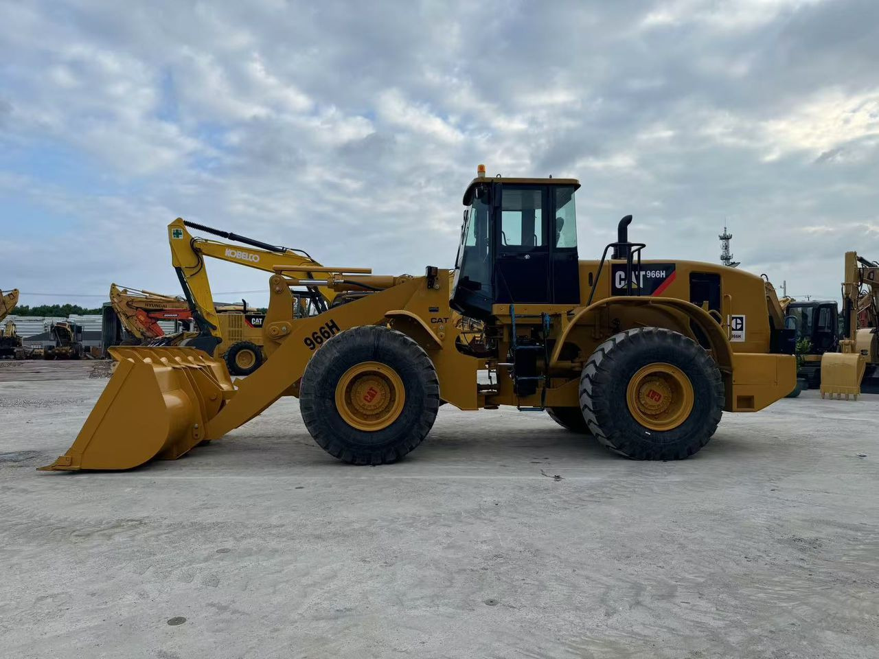 Utovarivač točkaš Caterpillar Loader CAT Loader 966H 966F 980G 988G Used Loader in Good Work Performance: slika 6