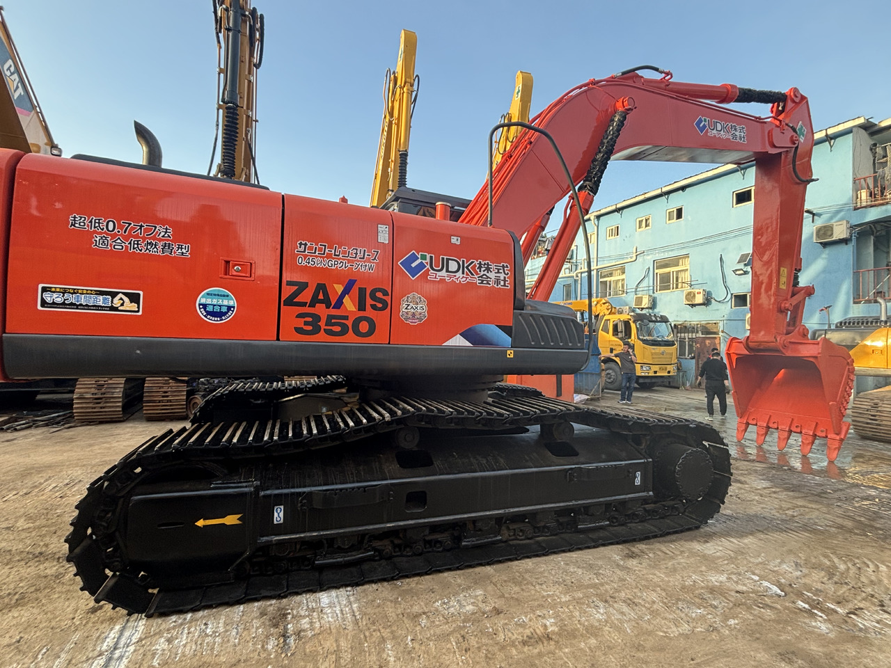 Hitachi ZX350 Used Excavator Hitachi 35 ton Secondhand Crawler Excavators Zx60 zx70 Zx120 Zx130 zx210 zx240 Zx300 zx850 - Bager guseničar: slika 3 Hitachi ZX350 Used Excavator Hitachi 35 ton Secondhand Crawler Excavators Zx60 zx70 Zx120 Zx130 zx210 zx240 Zx300 zx850 - Bager guseničar: slika 3