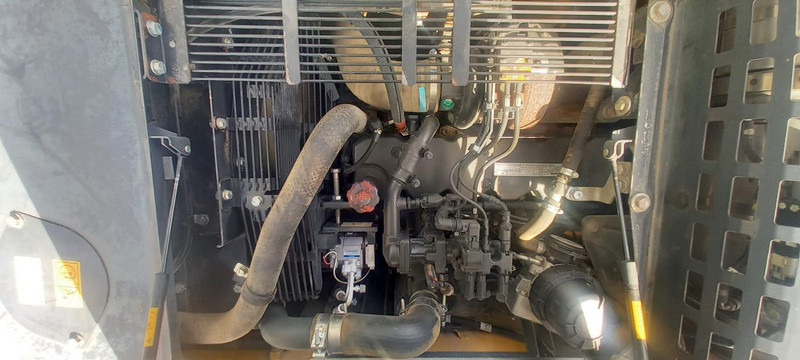 Bager točkaš Komatsu PW180-10: slika 10