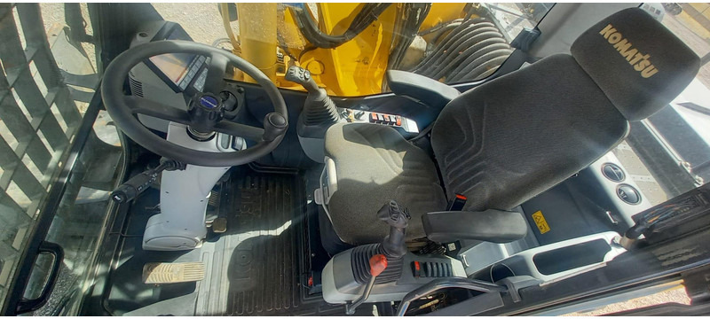 Bager točkaš Komatsu PW180-10: slika 15