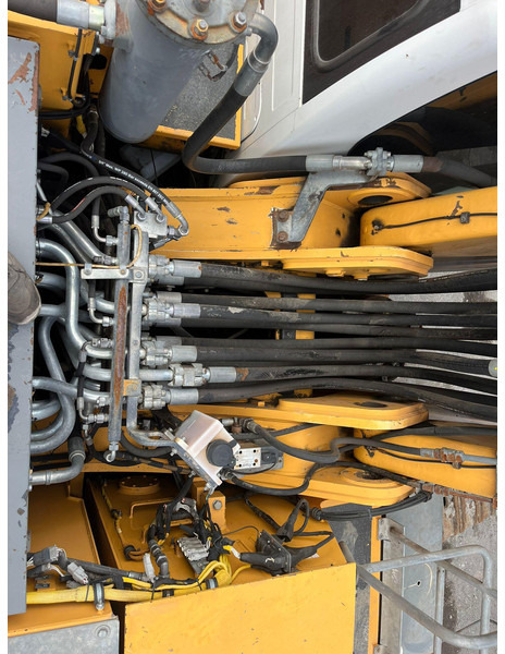 Bager guseničar Liebherr R970 SDH: slika 17
