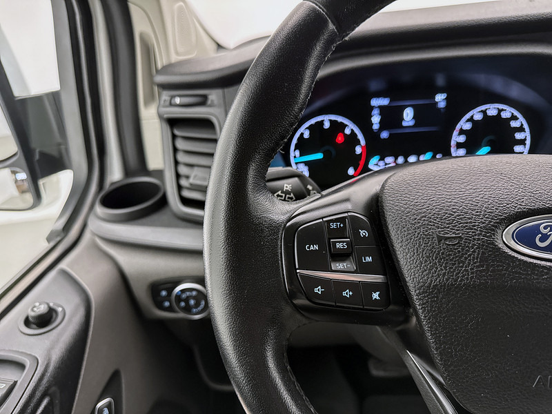 Ford Transit Custom 300 2.0 TDCI L2H1 Automaat Navigatie Achteruitrijcamera Imperiaal Treeplanken - Mali kombi: slika 5 Ford Transit Custom 300 2.0 TDCI L2H1 Automaat Navigatie Achteruitrijcamera Imperiaal Treeplanken - Mali kombi: slika 5