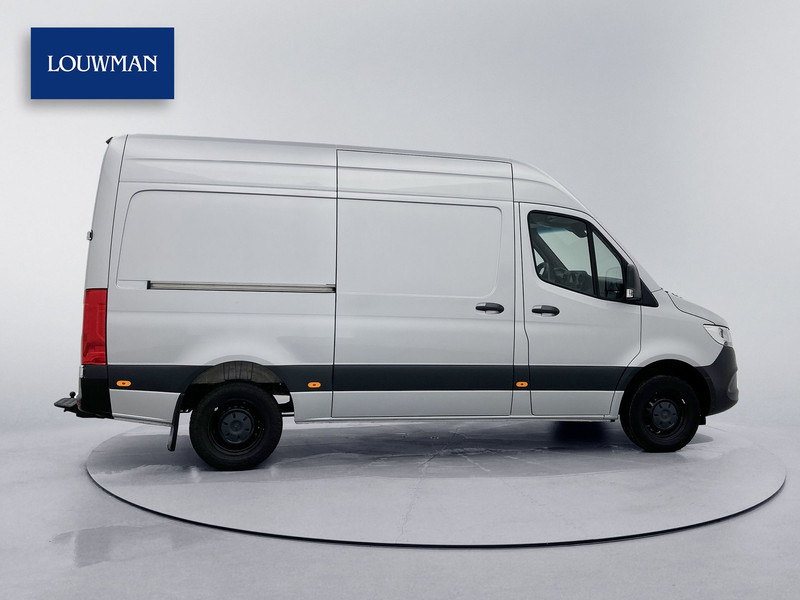 Mercedes-Benz Sprinter 316 2.2 CDI L2H2 164pk Navigatie Camera Trekhaak - Furgon: slika 4 Mercedes-Benz Sprinter 316 2.2 CDI L2H2 164pk Navigatie Camera Trekhaak - Furgon: slika 4