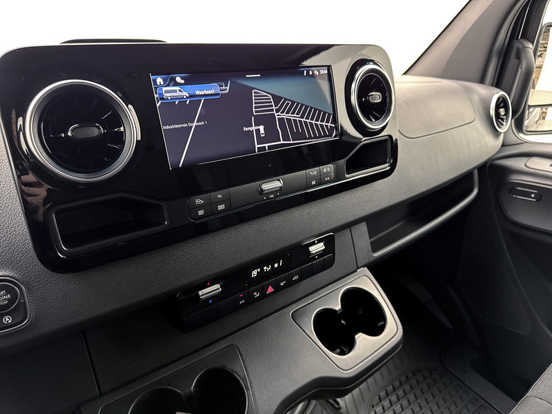 Mercedes-Benz Sprinter 317 1.9 CDI L4H2 Pro 3.5t trekhaak Navigatie Betimmering Parkeerpakket Stoelverwarming - Furgon: slika 5 Mercedes-Benz Sprinter 317 1.9 CDI L4H2 Pro 3.5t trekhaak Navigatie Betimmering Parkeerpakket Stoelverwarming - Furgon: slika 5