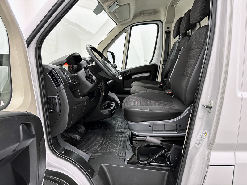 Furgon Opel Movano 2.2D 140 Zwaar L4H3 Edition Imperiaal Trekhaak 3000kg Cruise control Airco: slika 16 Furgon Opel Movano 2.2D 140 Zwaar L4H3 Edition Imperiaal Trekhaak 3000kg Cruise control Airco: slika 16