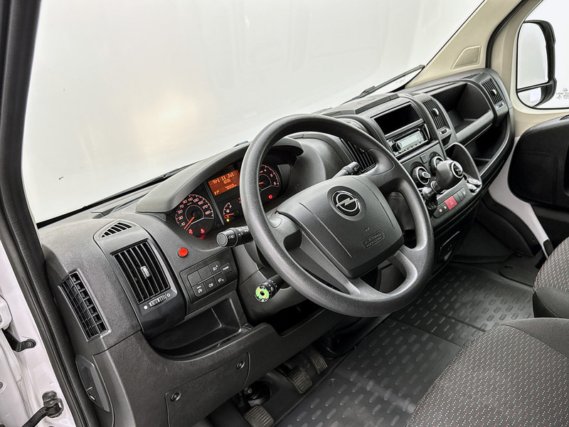 Opel Movano 2.2D Financial lease 140pk Bakwagen met Laadklep Achteruitrijcamera Cruise Control Meubelbak - Dostavno vozilo sa zatvorenim sandukom: slika 5 Opel Movano 2.2D Financial lease 140pk Bakwagen met Laadklep Achteruitrijcamera Cruise Control Meubelbak - Dostavno vozilo sa zatvorenim sandukom: slika 5