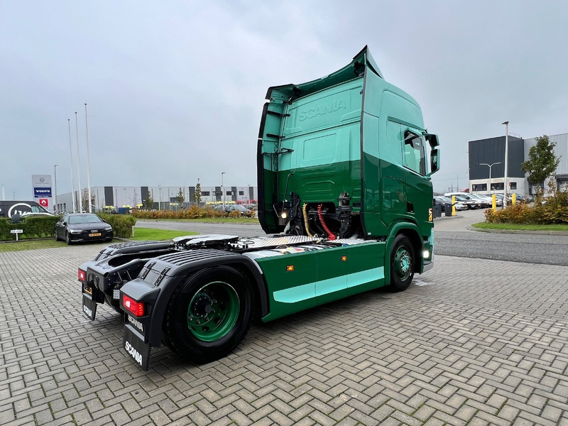 Scania R450 NGS 4x2 Trekker 2x Tank / Full Spoiler / Smarttachograaf - Tegljač: slika 5 Scania R450 NGS 4x2 Trekker 2x Tank / Full Spoiler / Smarttachograaf - Tegljač: slika 5