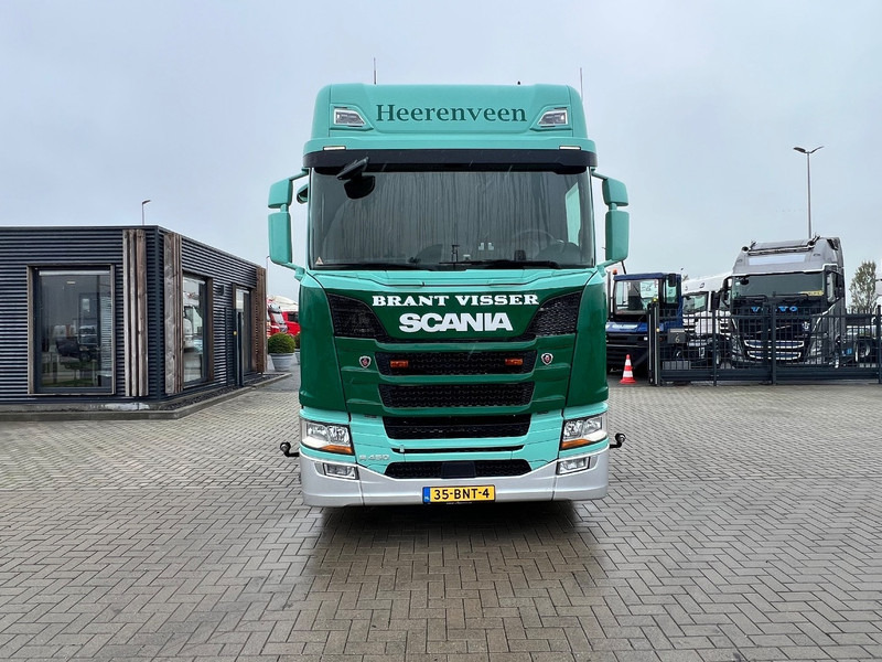 Scania R450 NGS 4x2 Trekker 2x Tank / Full Spoiler / Smarttachograaf - Tegljač: slika 2 Scania R450 NGS 4x2 Trekker 2x Tank / Full Spoiler / Smarttachograaf - Tegljač: slika 2