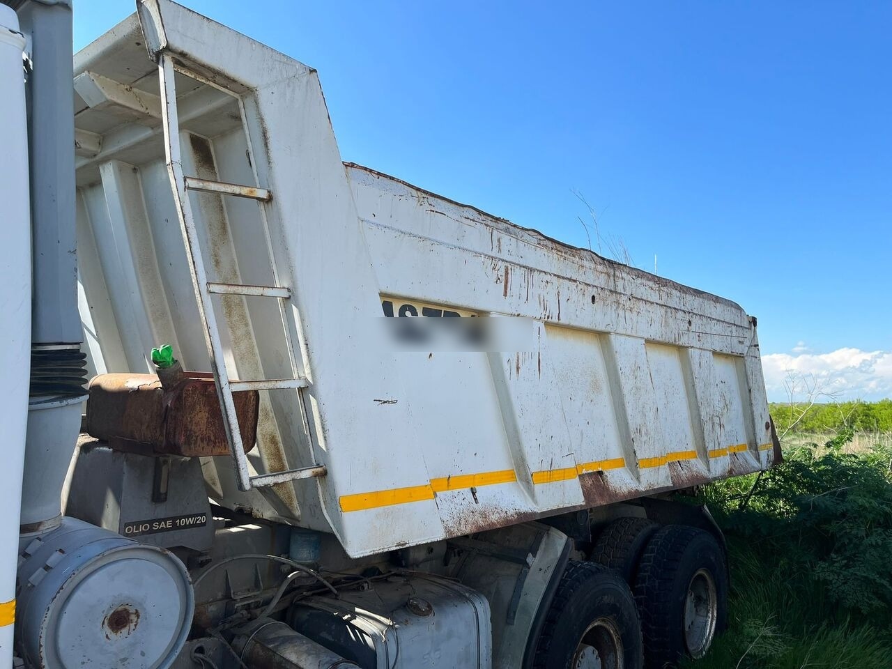 Astra BM 305 FT F1100 6X4 TRAKKER INDUSTRIAL - Istovarivač: slika 5 Astra BM 305 FT F1100 6X4 TRAKKER INDUSTRIAL - Istovarivač: slika 5