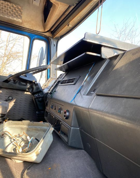 Kabina za Kamion MAN SILENT , Model 1 / 2 / 3 , Dubla a completa  MAN F2000: slika 10