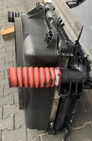 MAN TGL 81061006683 MAN Man TGL - Radijator za Kamion: slika 3 MAN TGL 81061006683 MAN Man TGL - Radijator za Kamion: slika 3