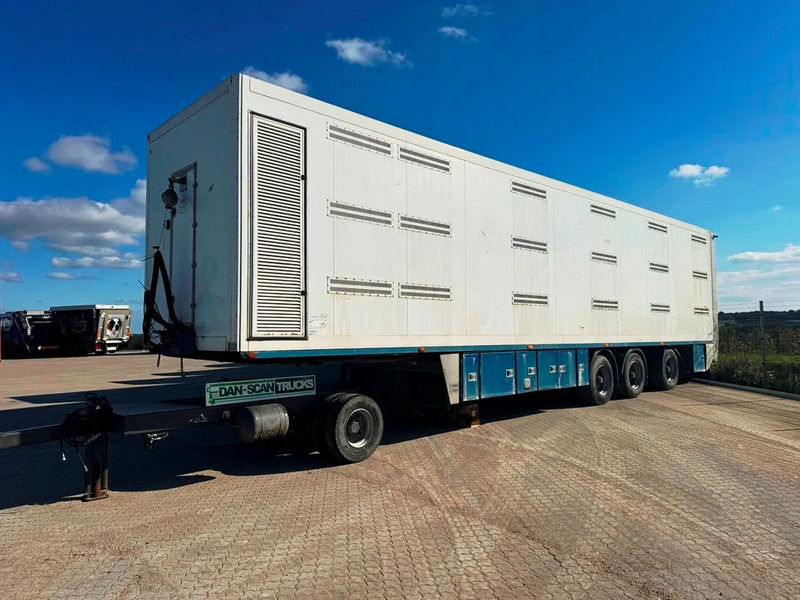 Fliegl Vandborg 3 stock pigs trailer inkl. new Dolly - Poluprikolica za prevoz stoke: slika 4 Fliegl Vandborg 3 stock pigs trailer inkl. new Dolly - Poluprikolica za prevoz stoke: slika 4