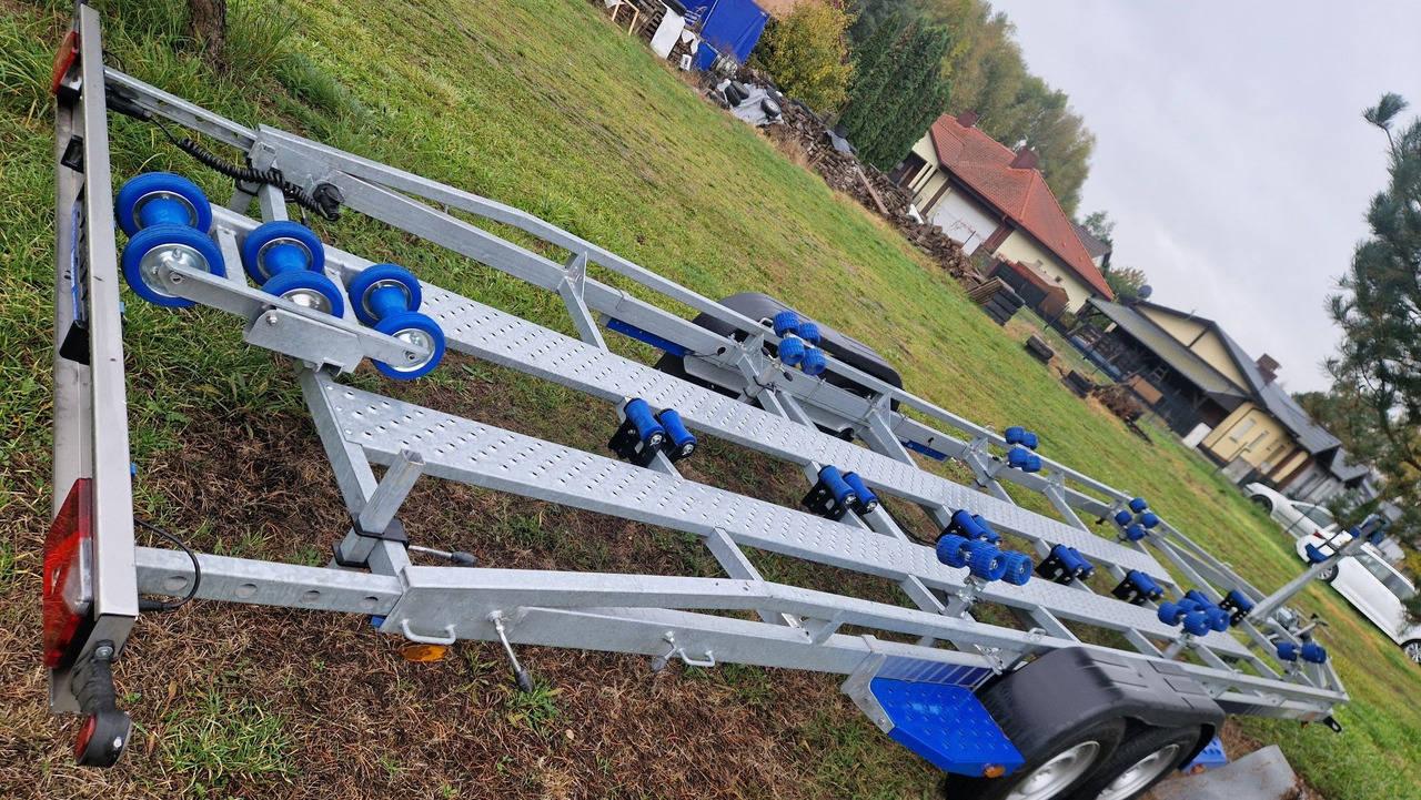 Nowa Przyczepa Podłodziowa 3500kg do 10M Niewiadów P3585HT - Prikolica za čamac: slika 5 Nowa Przyczepa Podłodziowa 3500kg do 10M Niewiadów P3585HT - Prikolica za čamac: slika 5