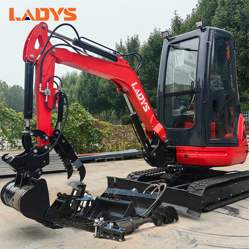 LADYS DY25U Mini Excavator CE Certification Kubota Engine(Factory Outlet) Mini Pelle Minibagger Minikoparka Miniexcavadora - Mini bager: slika 1 LADYS DY25U Mini Excavator CE Certification Kubota Engine(Factory Outlet) Mini Pelle Minibagger Minikoparka Miniexcavadora - Mini bager: slika 1