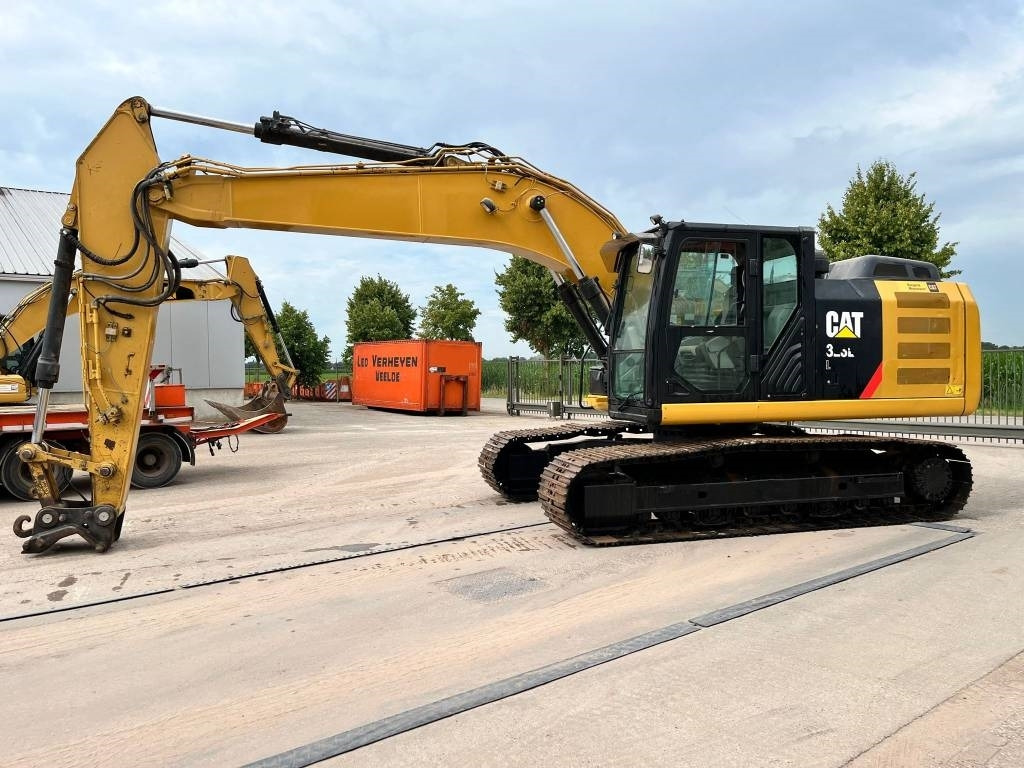 Bager guseničar CAT 323EL: slika 1