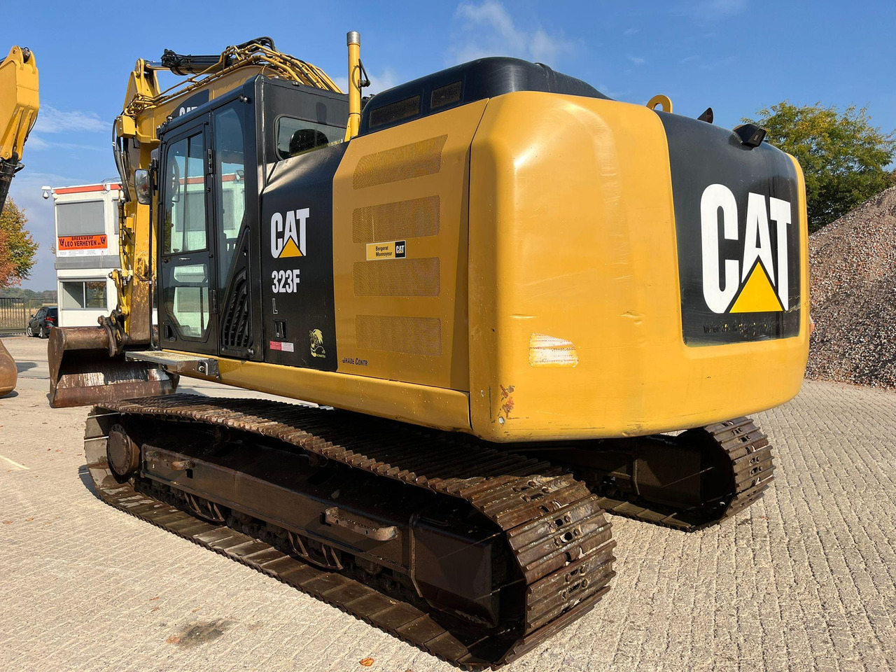 Caterpillar 323FL - Bager guseničar: slika 2 Caterpillar 323FL - Bager guseničar: slika 2