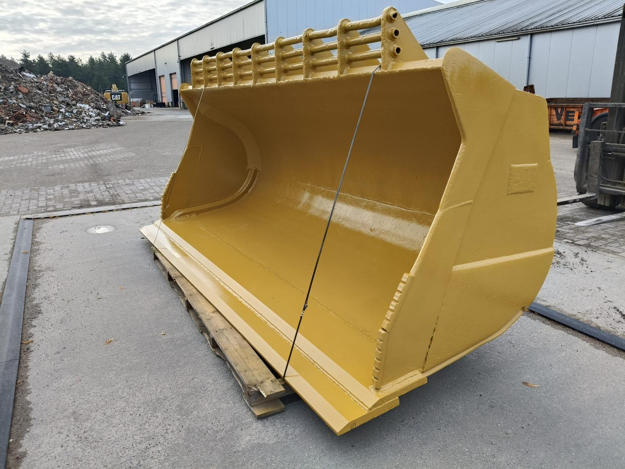 Caterpillar 980 Bucket - Utovarna kašika: slika 2 Caterpillar 980 Bucket - Utovarna kašika: slika 2