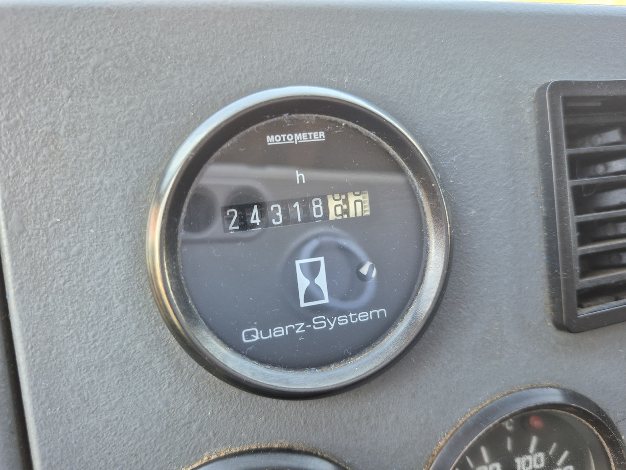 Autodizalica GROVE GMK3055: slika 14 Autodizalica GROVE GMK3055: slika 14