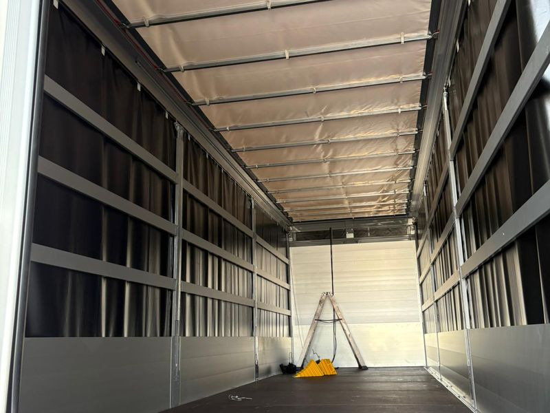 Kamion sa zatvorenim sandukom CUBO CON PEDANA 4x2 250hp MAN TGL 12.250 4x2 BL CH: slika 7 Kamion sa zatvorenim sandukom CUBO CON PEDANA 4x2 250hp MAN TGL 12.250 4x2 BL CH: slika 7