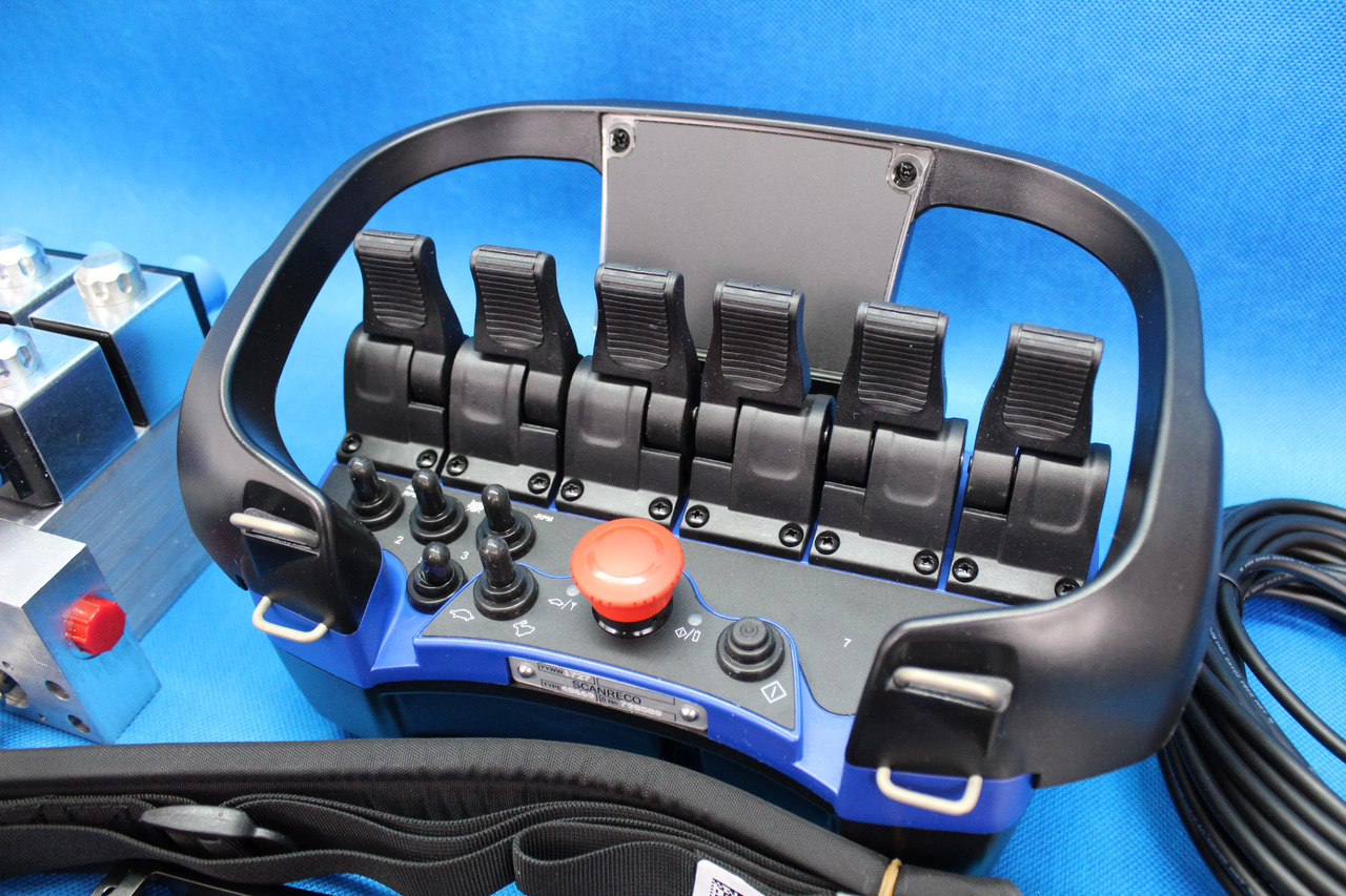 Scanreco RC400 G2B 6 Functions + Retrofit Kit for crane with valve without solenoids Fassi Hiab Palfinger 12/24V - Građevinska mašina: slika 4 Scanreco RC400 G2B 6 Functions + Retrofit Kit for crane with valve without solenoids Fassi Hiab Palfinger 12/24V - Građevinska mašina: slika 4