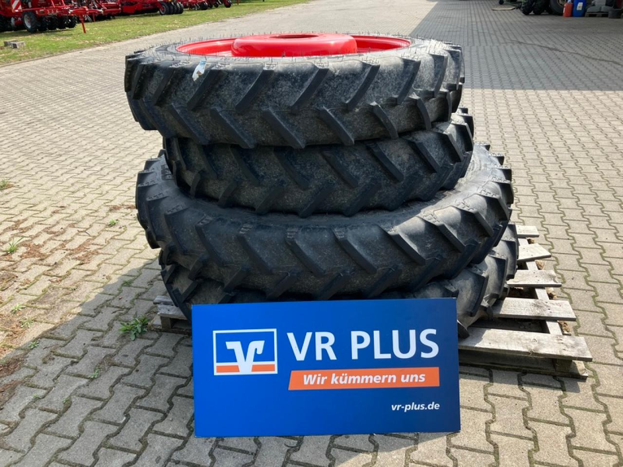 BKT 300/95R52 // 270/95R38 SPUR 1,50M - Guma: slika 1 BKT 300/95R52 // 270/95R38 SPUR 1,50M - Guma: slika 1