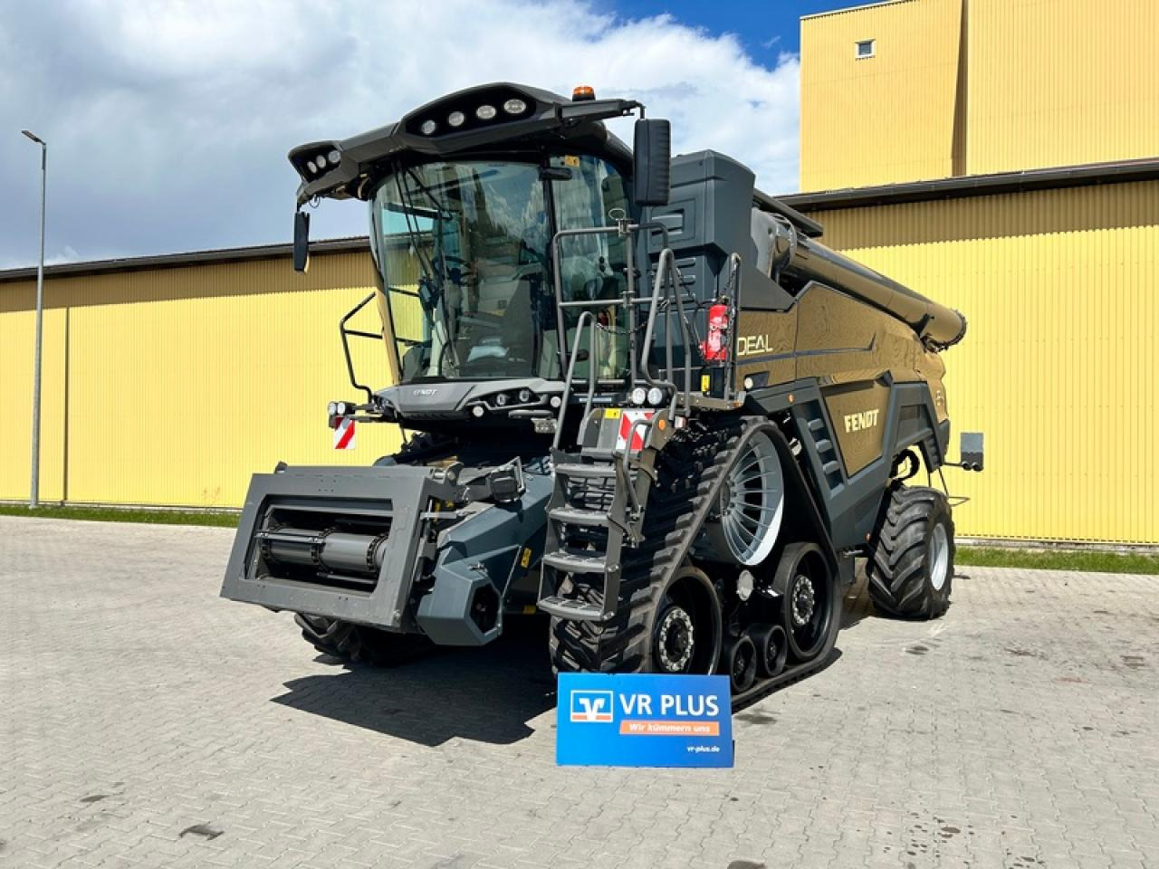 Fendt AKTIONIDEAL 8T - Kombinovani kombajn: slika 1 Fendt AKTIONIDEAL 8T - Kombinovani kombajn: slika 1