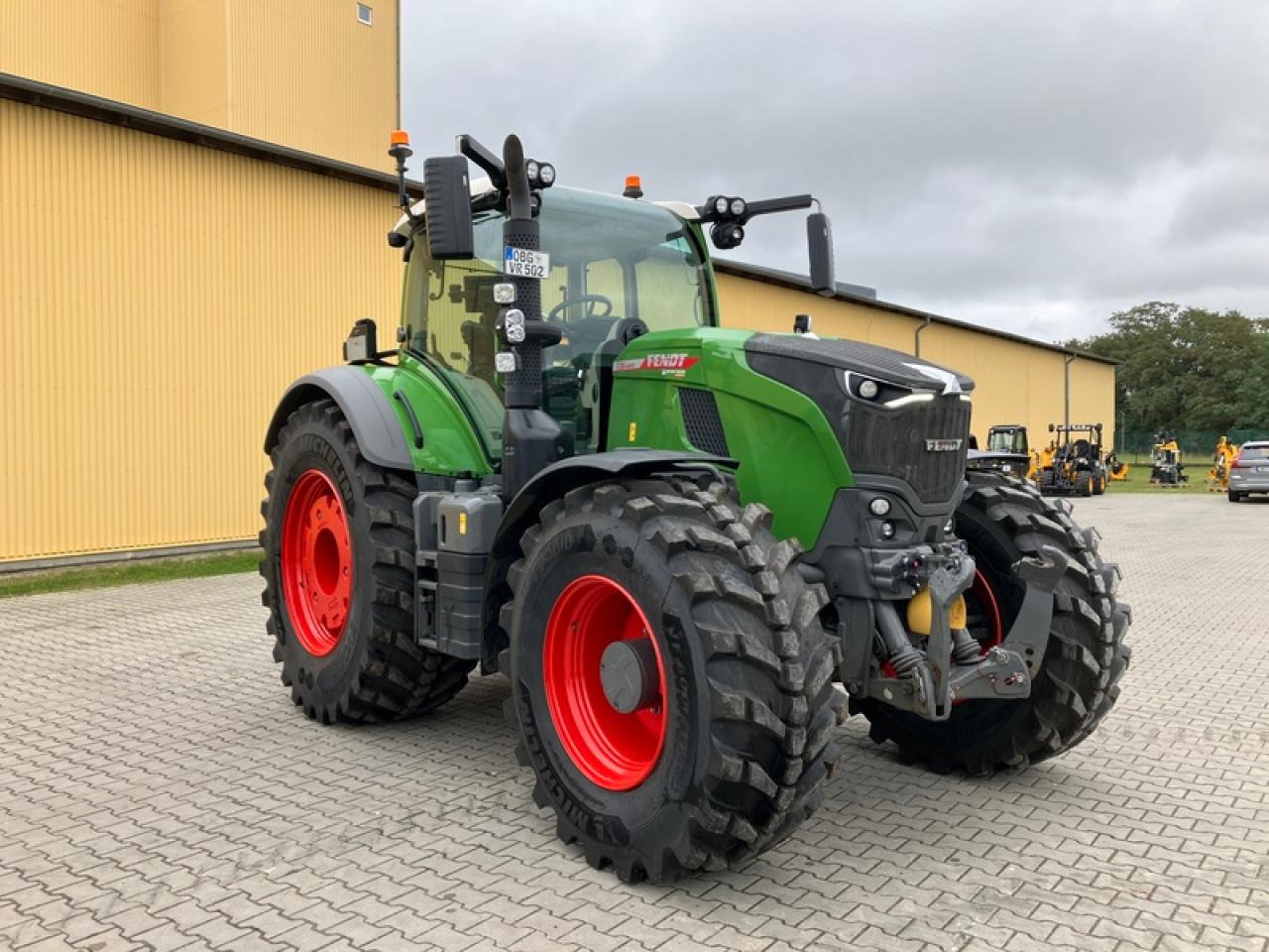 Fendt VARIO 728 GEN 7 PROFI+ RTK - Traktor: slika 4 Fendt VARIO 728 GEN 7 PROFI+ RTK - Traktor: slika 4