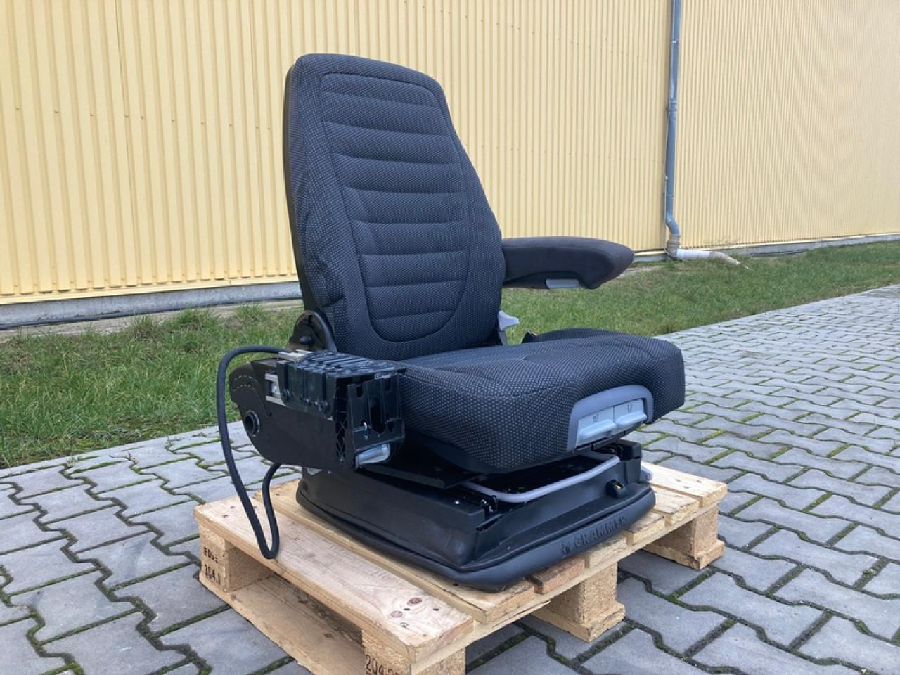 GRAMMER SITZ FENDT IDEAL - Sedište za Poljoprivredna mašina: slika 1 GRAMMER SITZ FENDT IDEAL - Sedište za Poljoprivredna mašina: slika 1