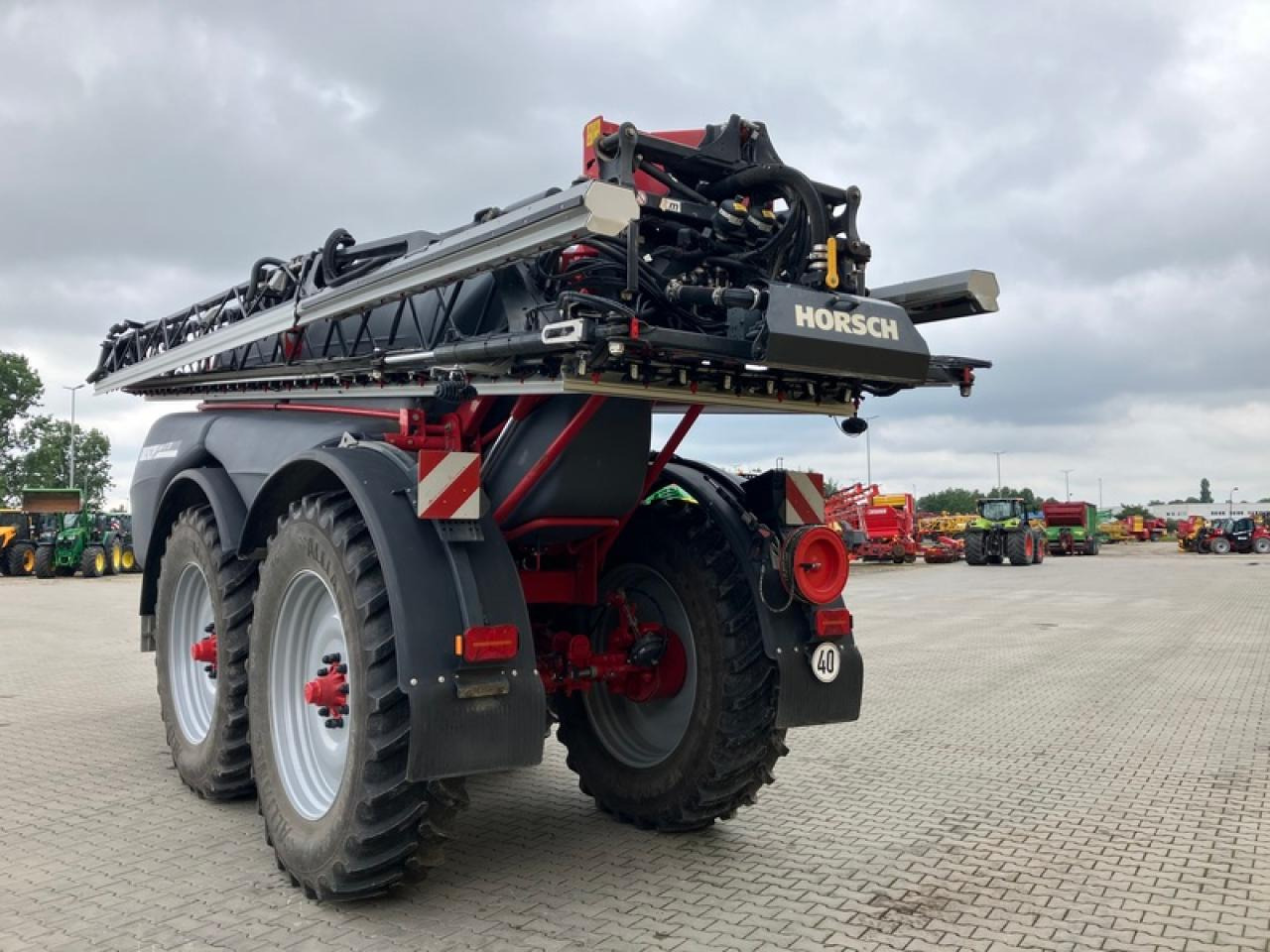 Horsch LEEB 12 TD CCS PRO + PWM!!! 24K HA - Vučena prskalica: slika 3 Horsch LEEB 12 TD CCS PRO + PWM!!! 24K HA - Vučena prskalica: slika 3