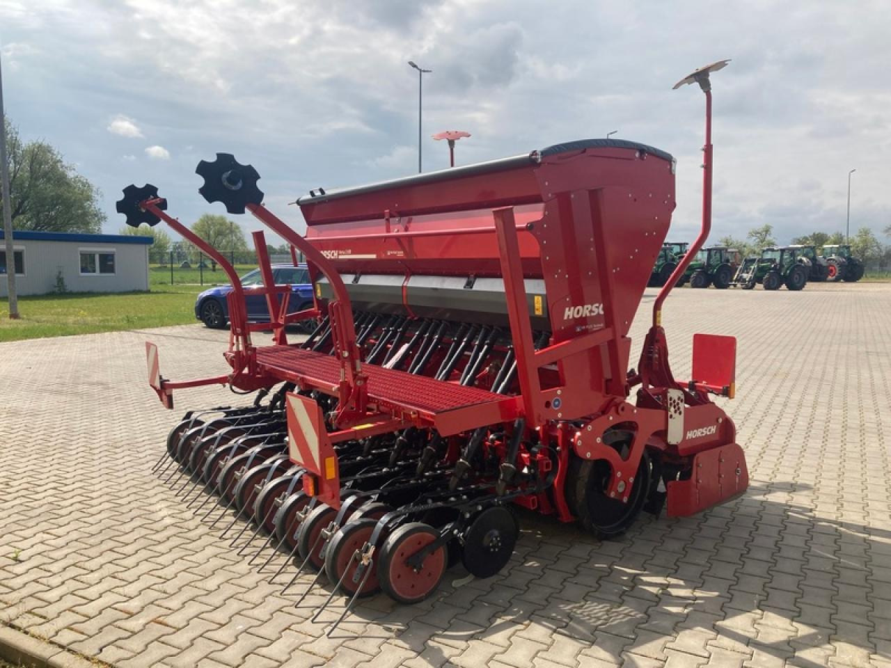Horsch VERSA 3 KR - Kombinovana mašina za setvu: slika 4 Horsch VERSA 3 KR - Kombinovana mašina za setvu: slika 4