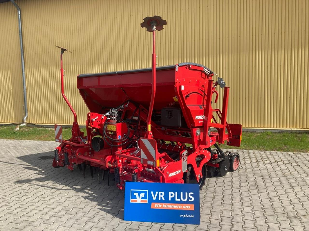 Horsch VERSA 3 KR - Kombinovana mašina za setvu: slika 1 Horsch VERSA 3 KR - Kombinovana mašina za setvu: slika 1