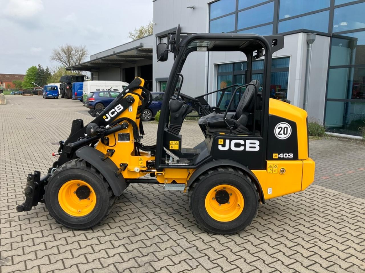 JCB 403 AGRI SMART POWER EURO-AUFNAHME - Utovarivač točkaš: slika 2 JCB 403 AGRI SMART POWER EURO-AUFNAHME - Utovarivač točkaš: slika 2