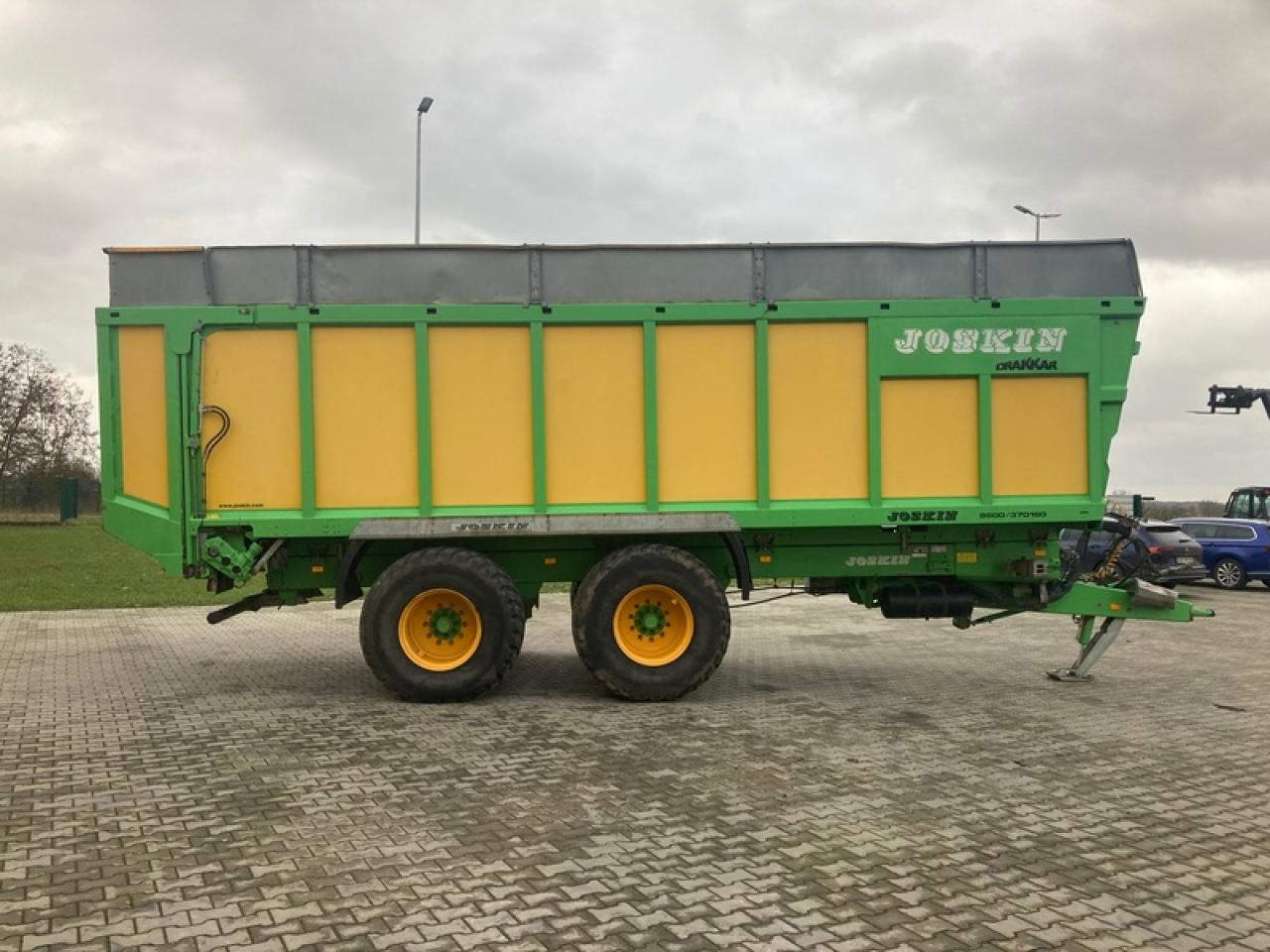 Joskin DRAKKAR 8600/37D180 - Traktorska prikolica za farmu/ Kiper: slika 4 Joskin DRAKKAR 8600/37D180 - Traktorska prikolica za farmu/ Kiper: slika 4