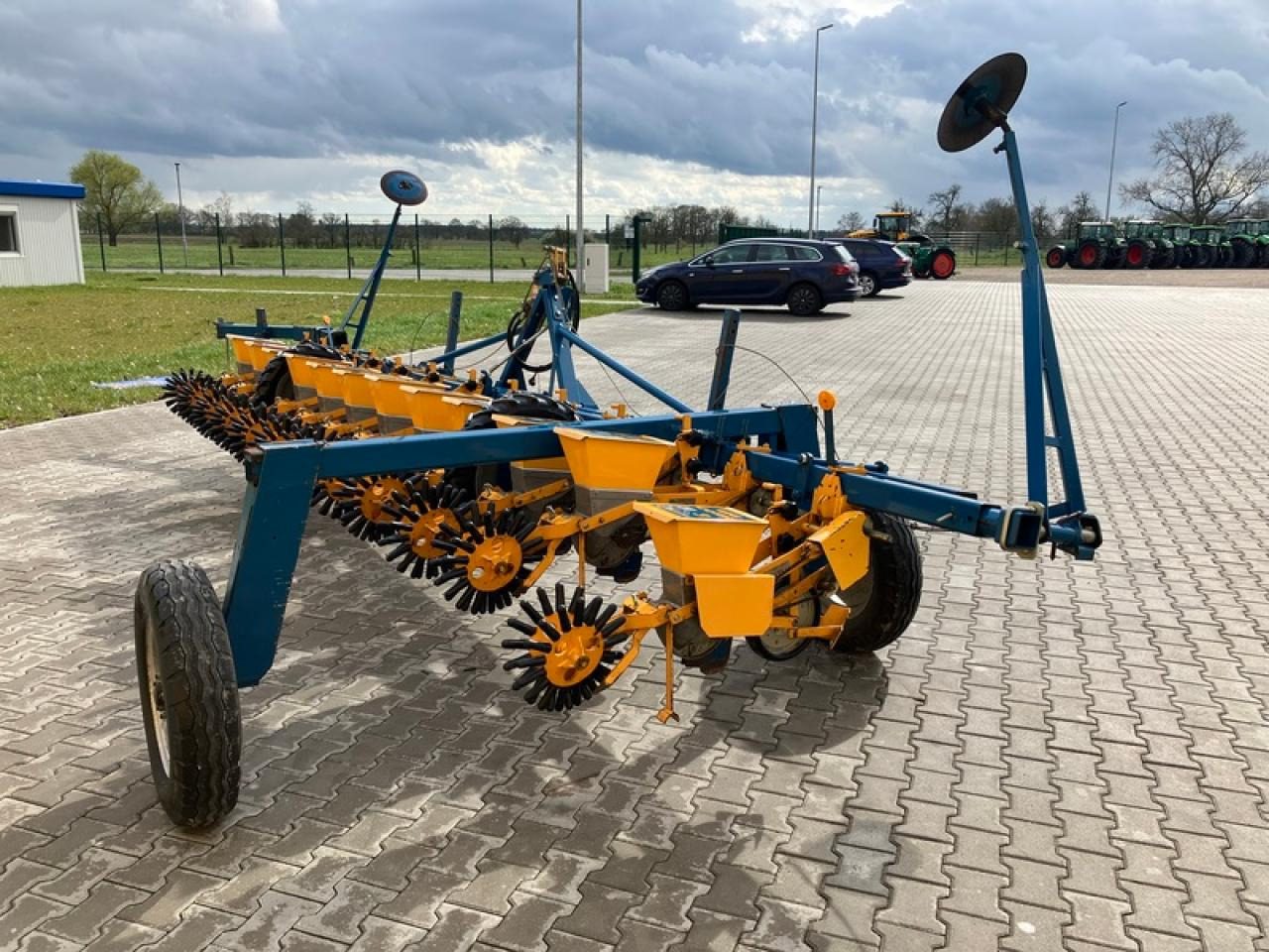 Kleine RÜBENDRILLMASCHINE KLEINE UNICORN - Mašina za preciznu setvu: slika 4 Kleine RÜBENDRILLMASCHINE KLEINE UNICORN - Mašina za preciznu setvu: slika 4