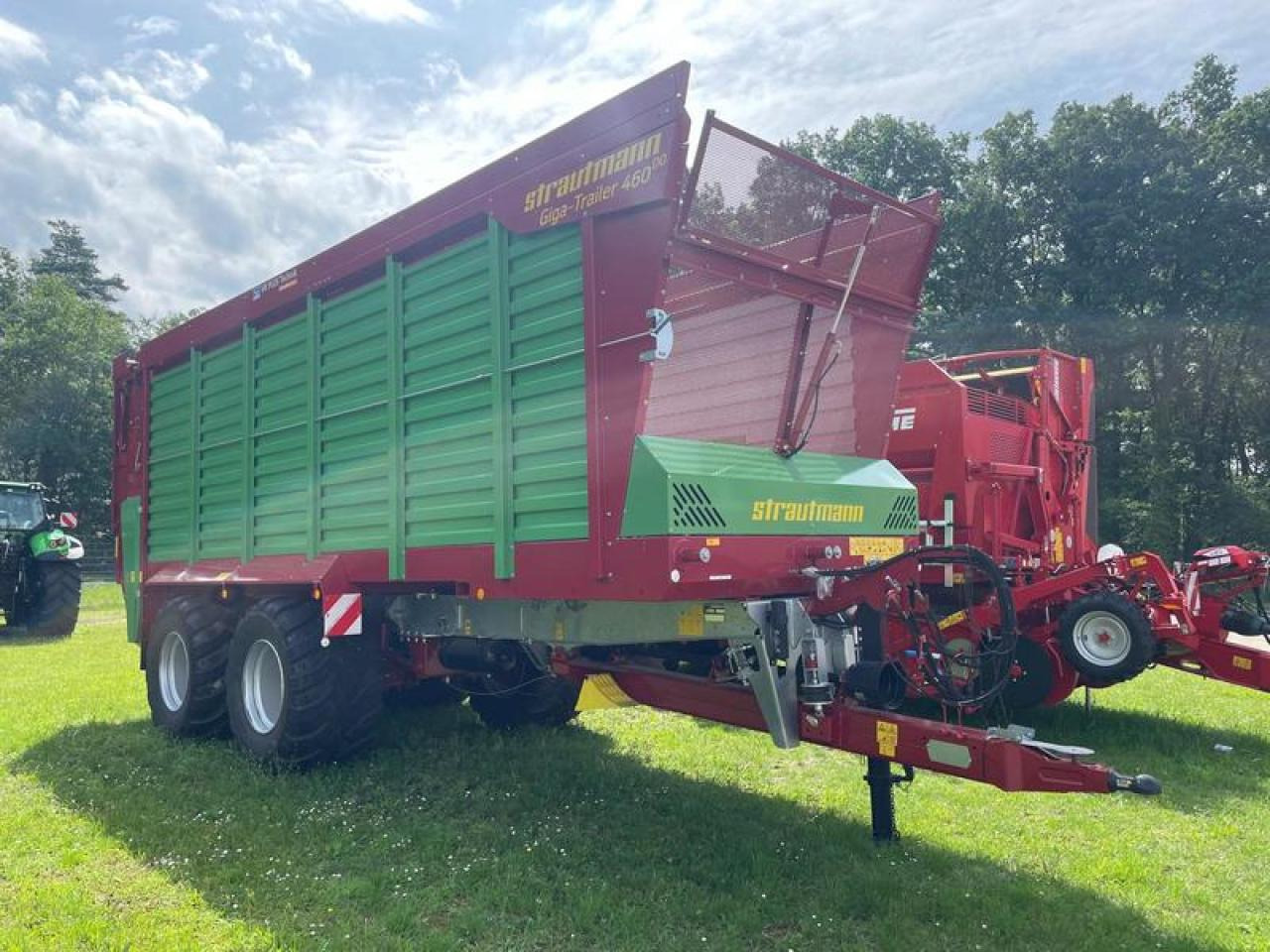 Strautmann GIGA 460 DOAKTION - Traktorska prikolica za farmu/ Kiper: slika 2 Strautmann GIGA 460 DOAKTION - Traktorska prikolica za farmu/ Kiper: slika 2