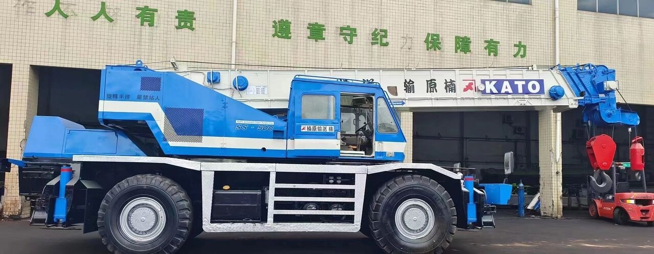 Kato KR-450-v 45ton - Autodizalica: slika 1 Kato KR-450-v 45ton - Autodizalica: slika 1