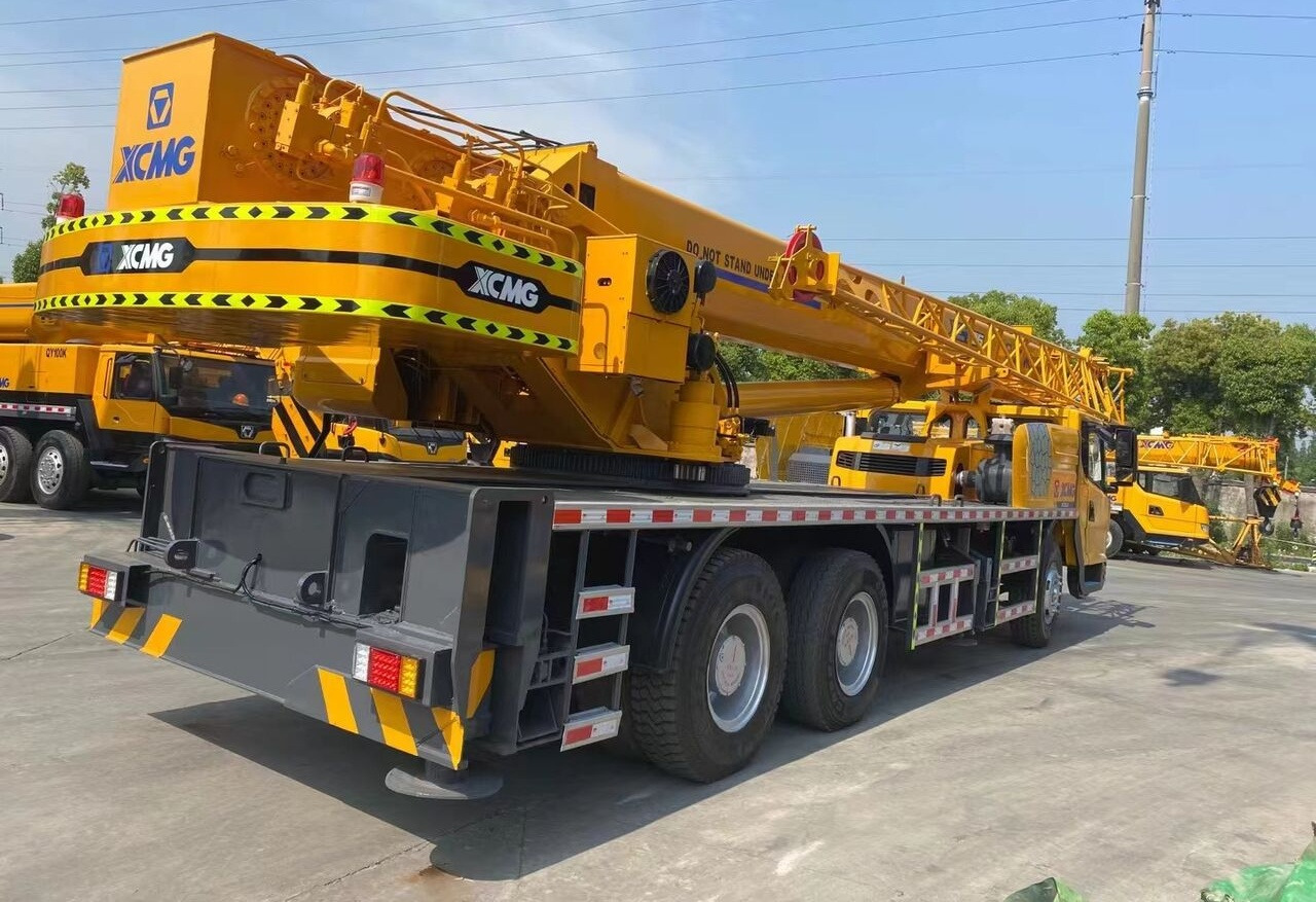 XCMG - Autodizalica: slika 1 XCMG - Autodizalica: slika 1