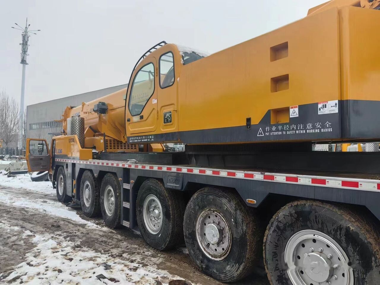 XCMG QAY200 - Autodizalica: slika 5 XCMG QAY200 - Autodizalica: slika 5