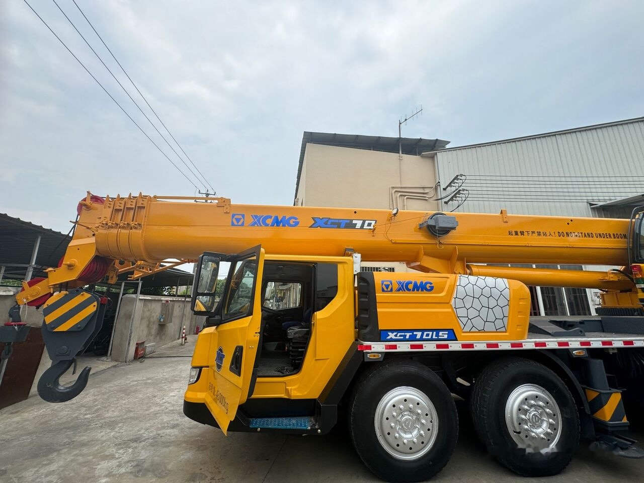 XCMG XCT70 70ton 80ton 90ton 100ton 130ton 160ton - Autodizalica: slika 5 XCMG XCT70 70ton 80ton 90ton 100ton 130ton 160ton - Autodizalica: slika 5